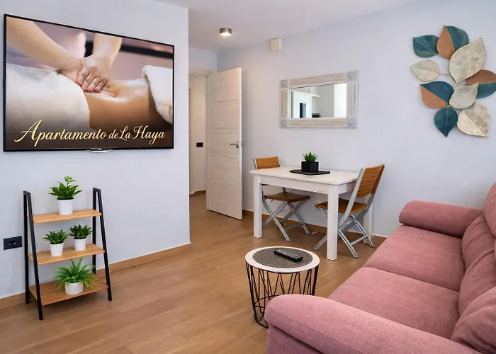 De La Haya, Junto Al Teatro מרידה